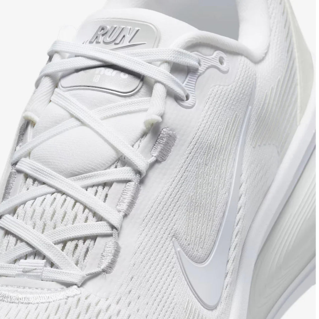 Nike Vomero 18 Branco