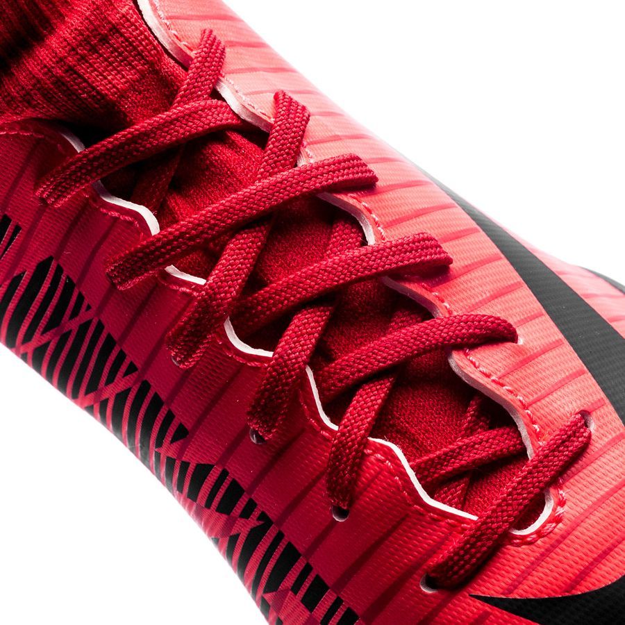 Kids Nike MercurialX Victory VI Dynamic Fit IC Indoor Competition Football Boot Red Black Crimson