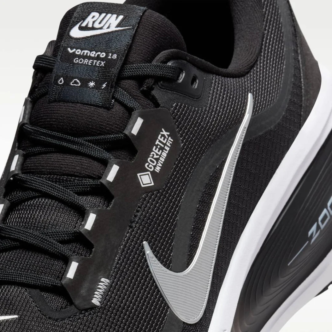 Nike Vomero 18 GORE TEX Preto Branco