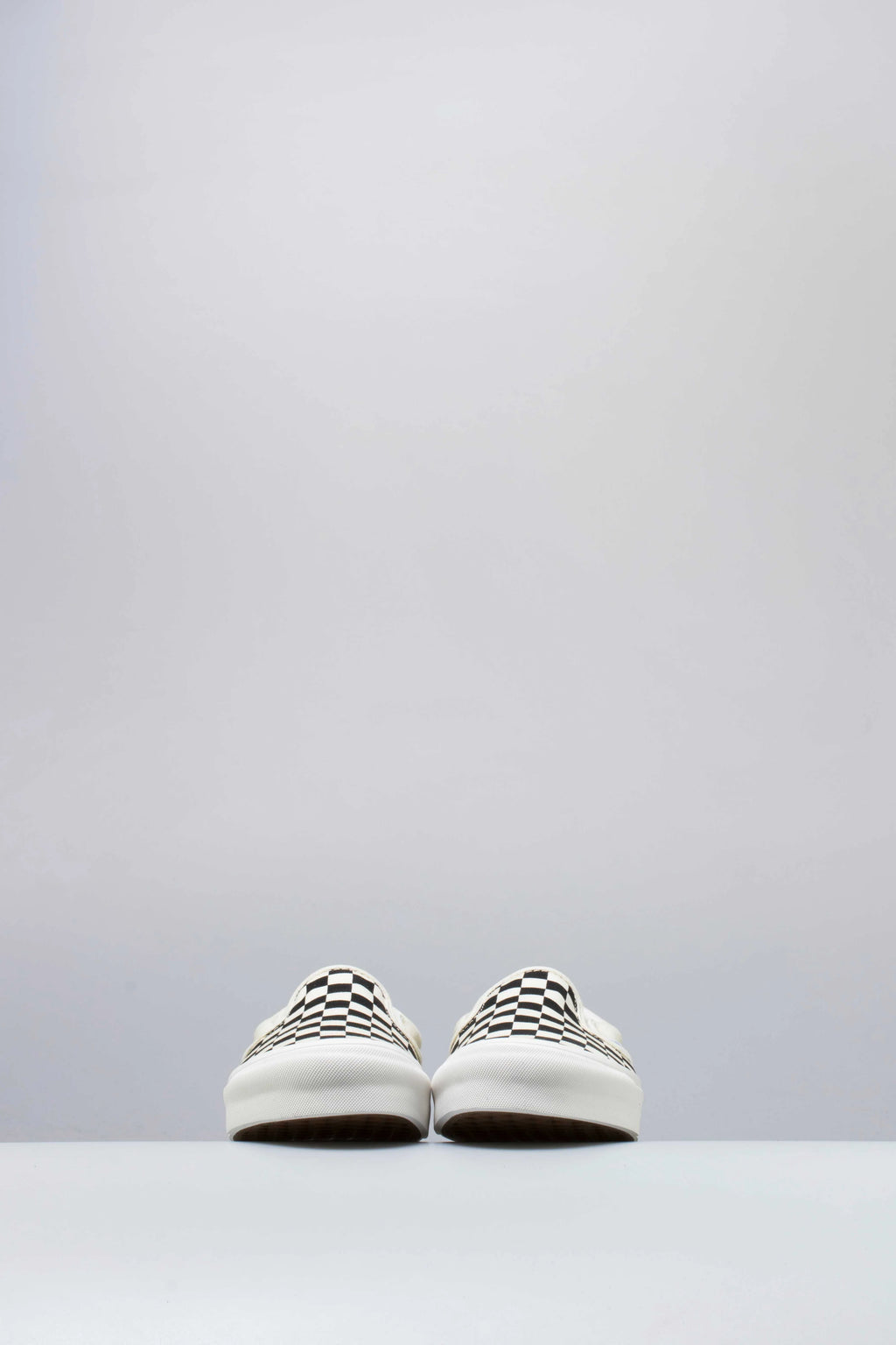 OG Classic Slip On LX Mens White Black