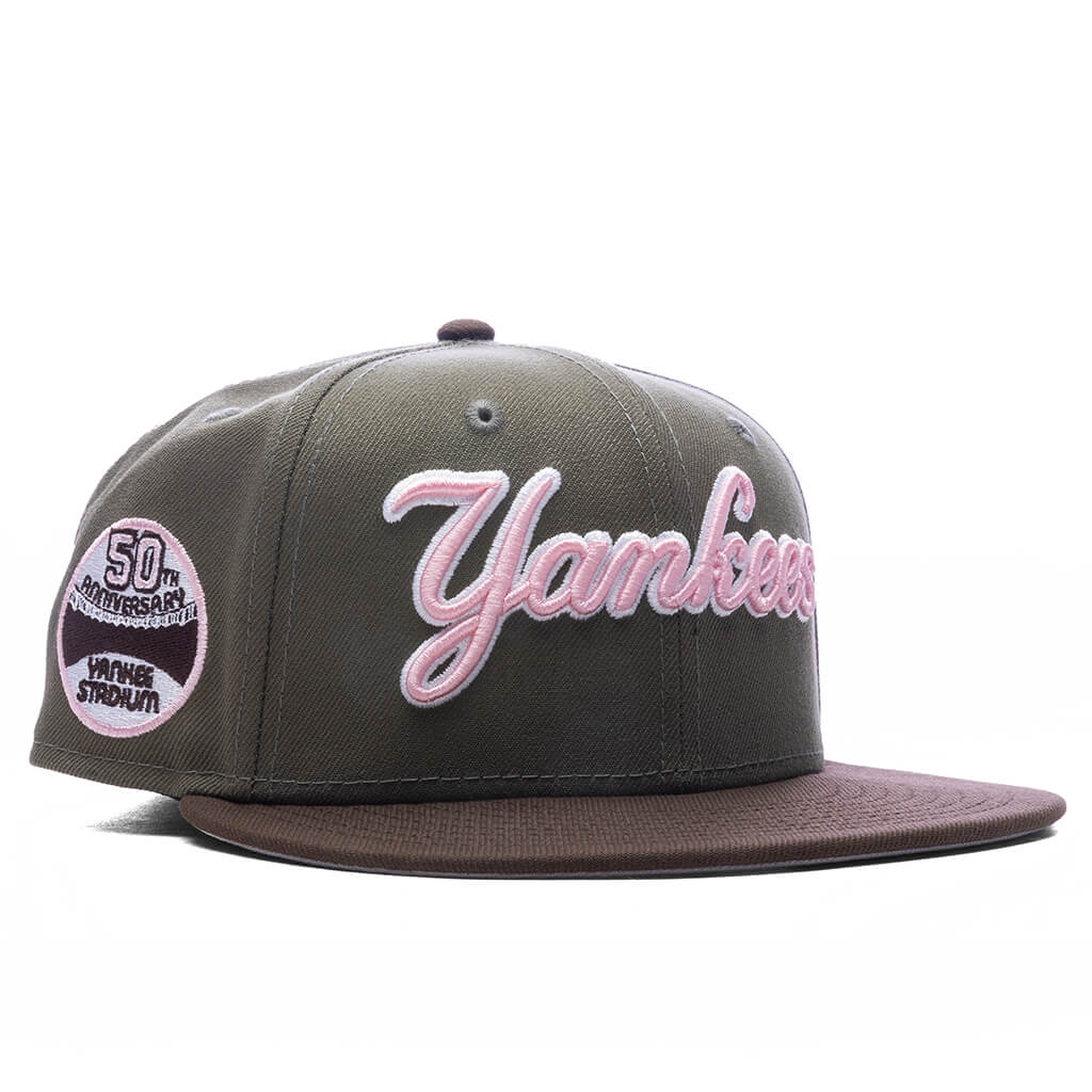 FEATURE x New Era 59FIFTY Fitted NY Yankees 50th Anniversary Olive Walnut