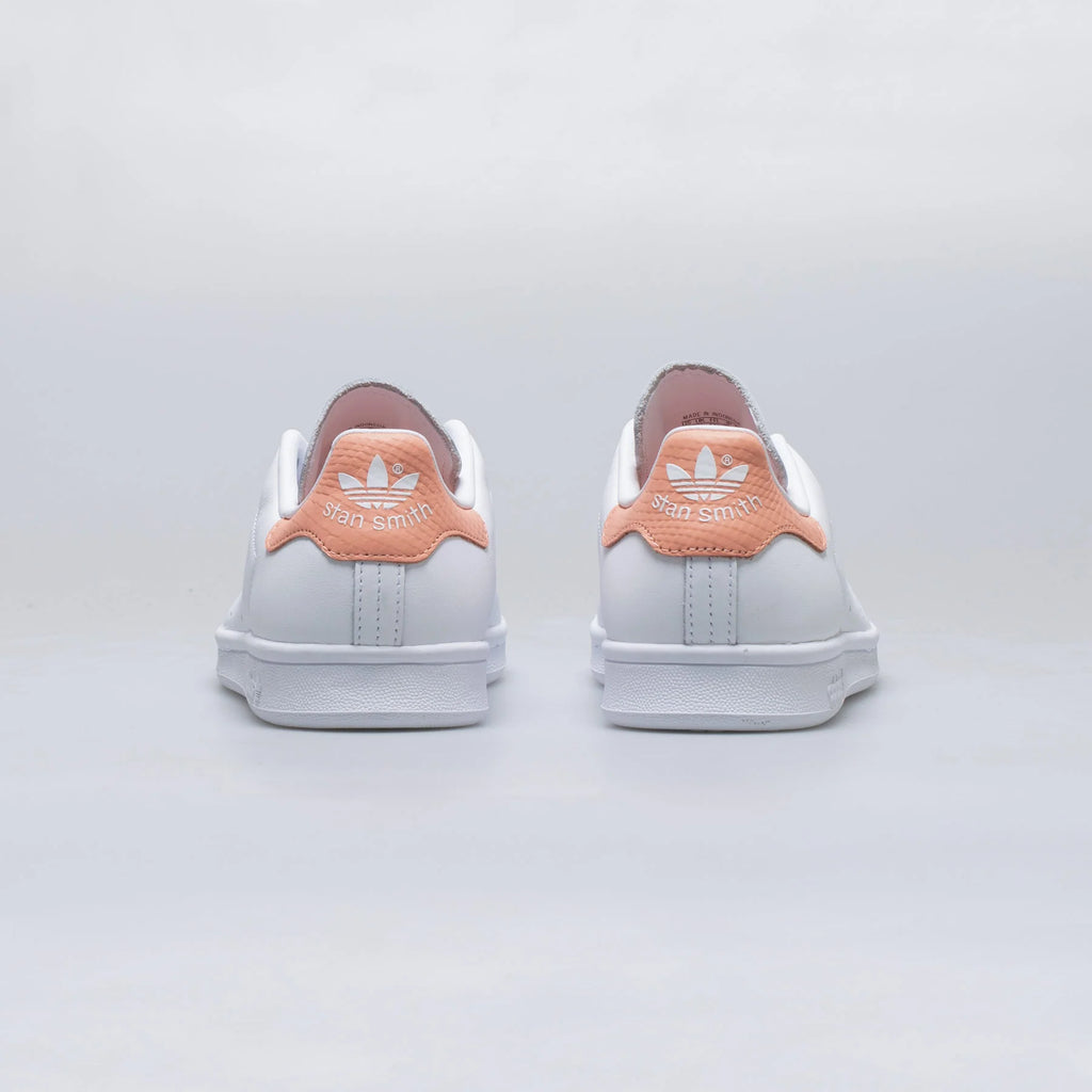 Stan Smith Womens Lifestyle Shoe White Coral