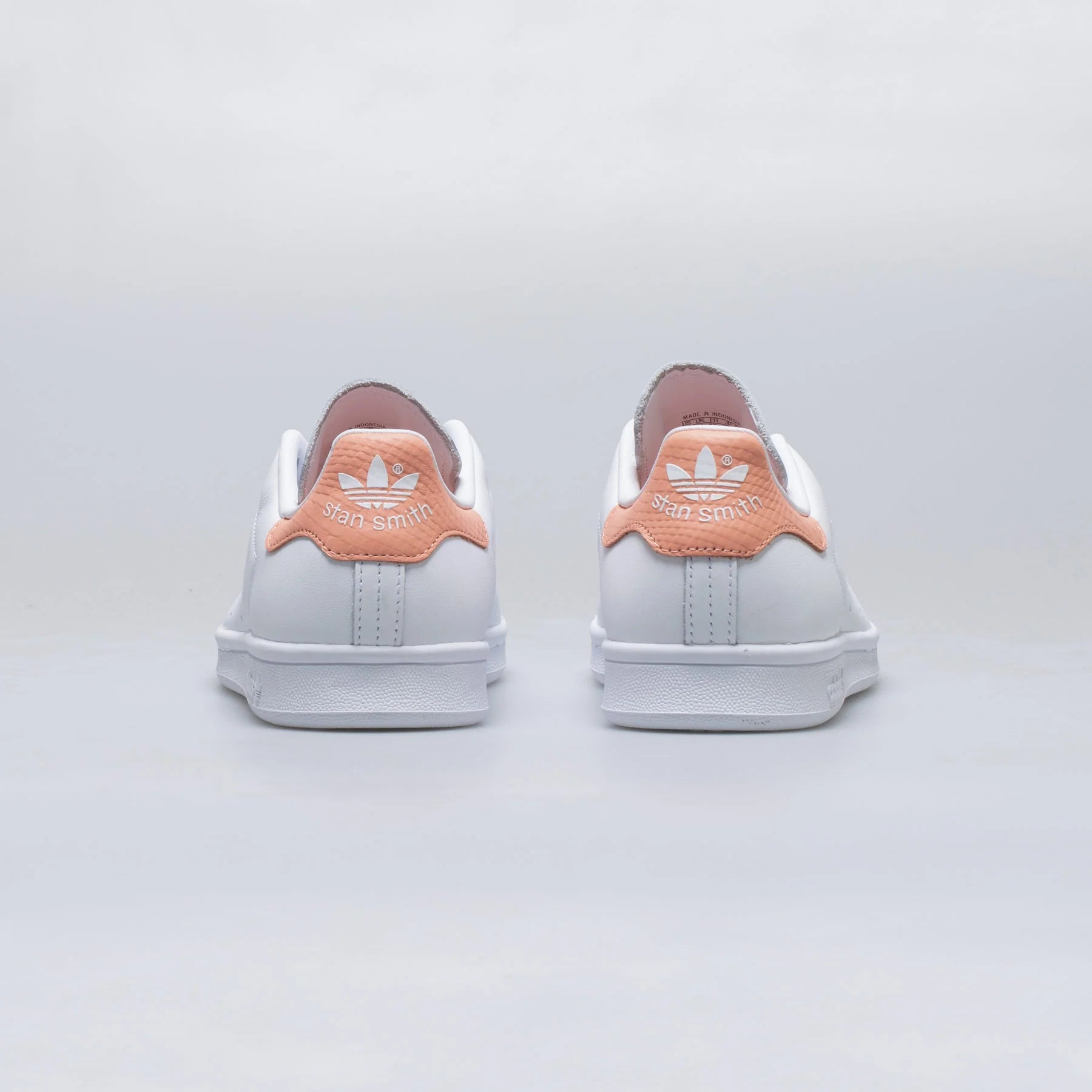 Stan Smith Womens Lifestyle Shoe White Coral
