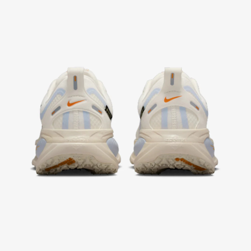 Nike Vomero 18 GORE TEX Bege Cinza