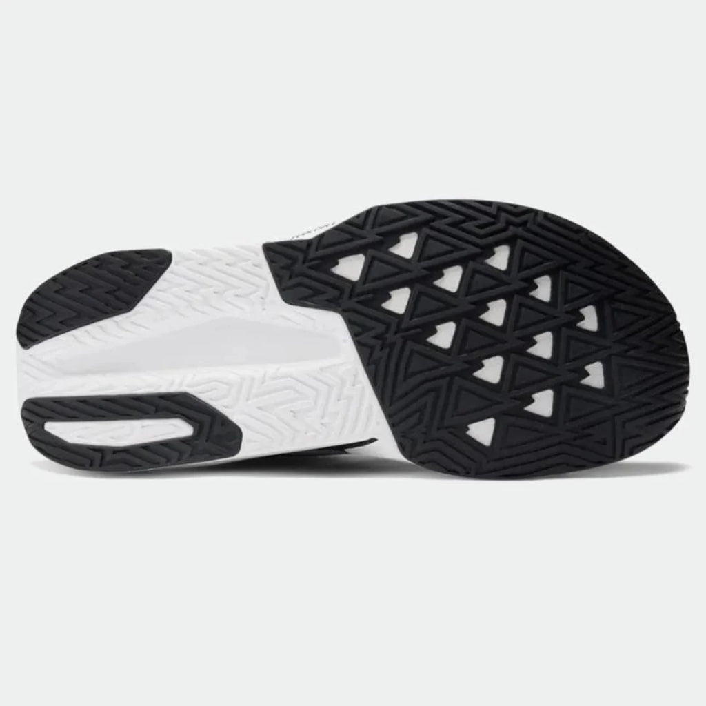 New Balance Fuelcell Rebel V5 Preto Branco