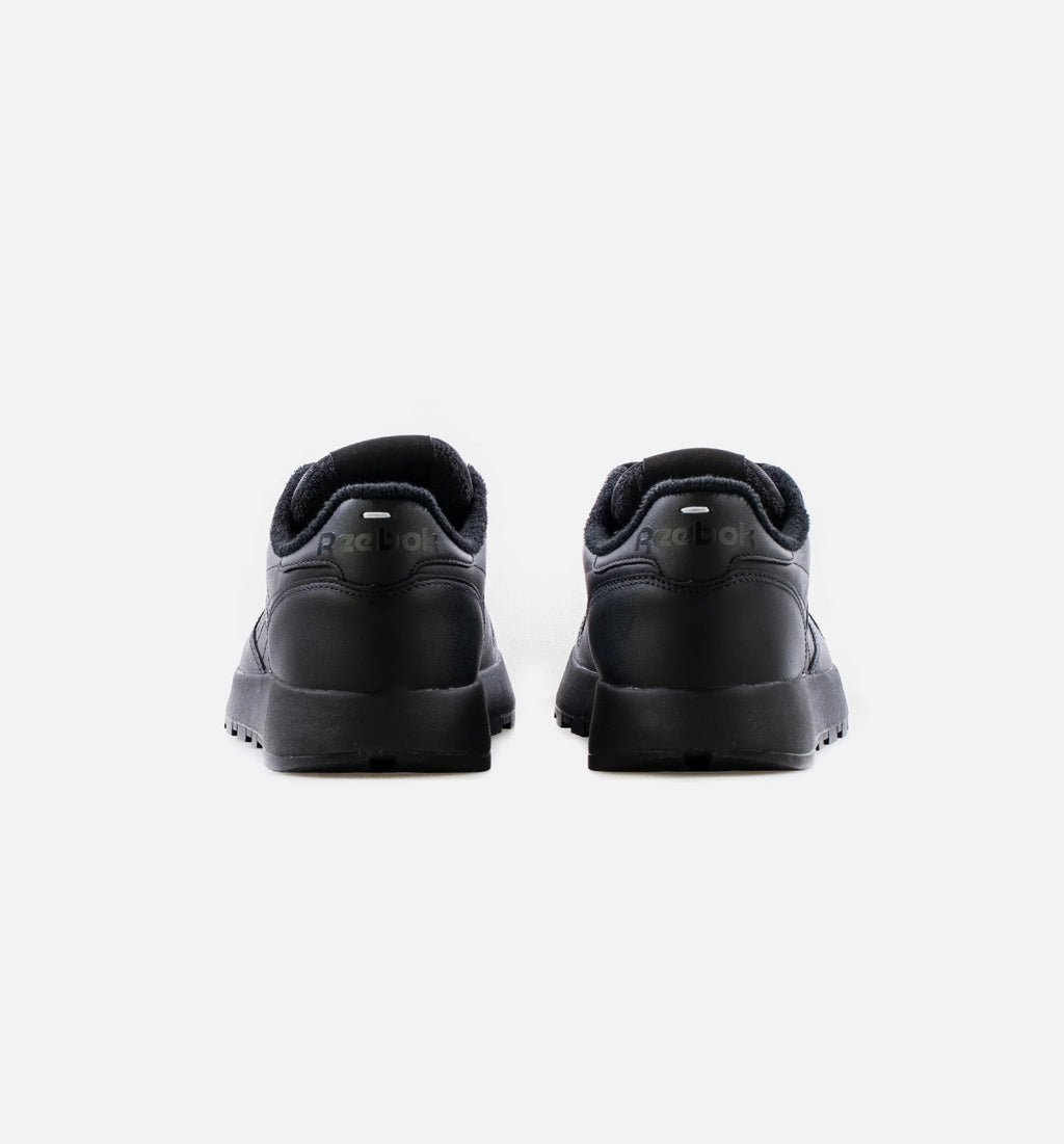 Maison Margiela Classic Leather Tabi Mens Lifestyle Shoe Black