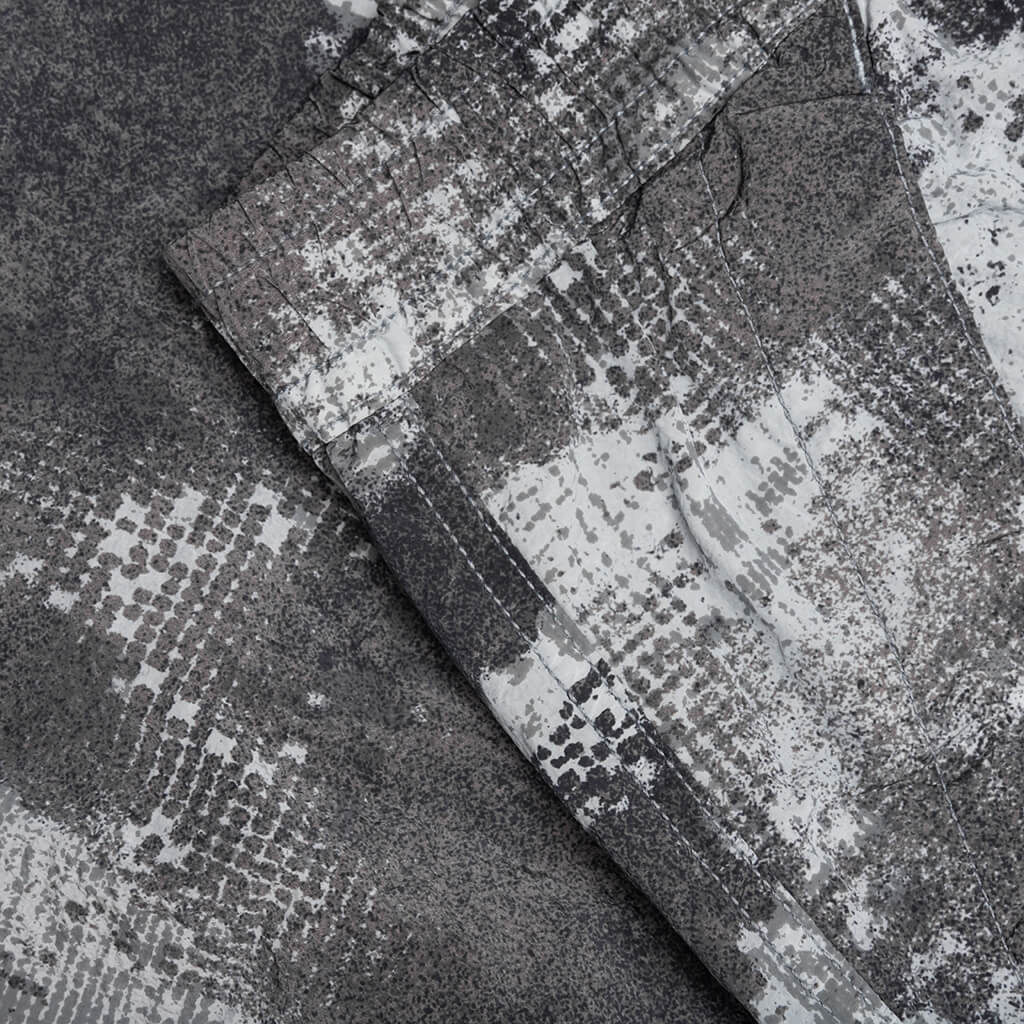 Dissolving Grid Camo Loose Fit Pants Grey
