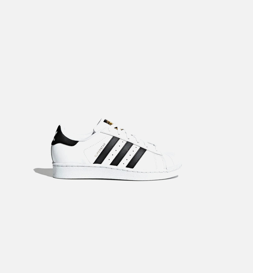 Superstar Grade School Lifestyle Shoe White Black
