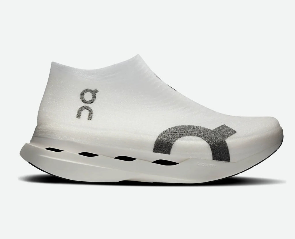 Unisex On Cloudboom Strike LightSpray