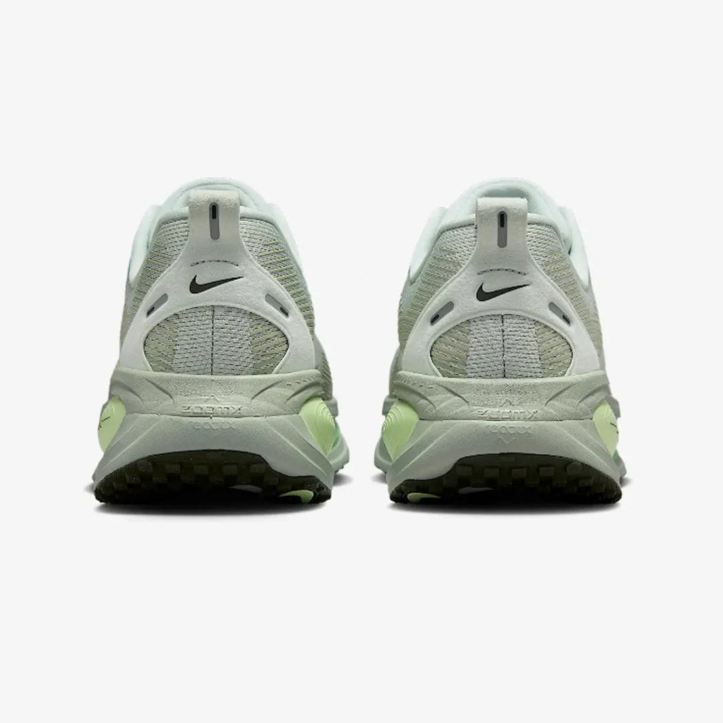 Nike Vomero 18 Verde Oliva