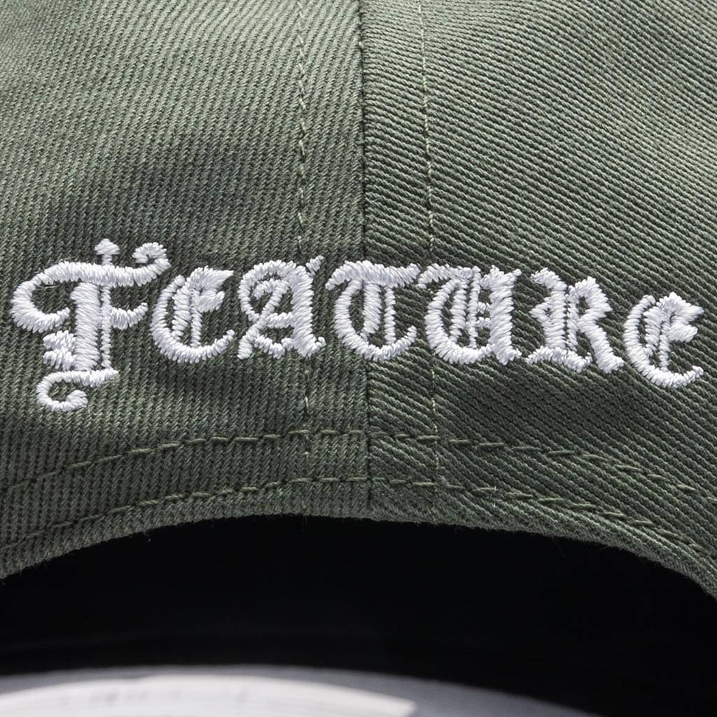Feature x 47 Brand Chain 47 Hitch RF Las Vegas Raiders