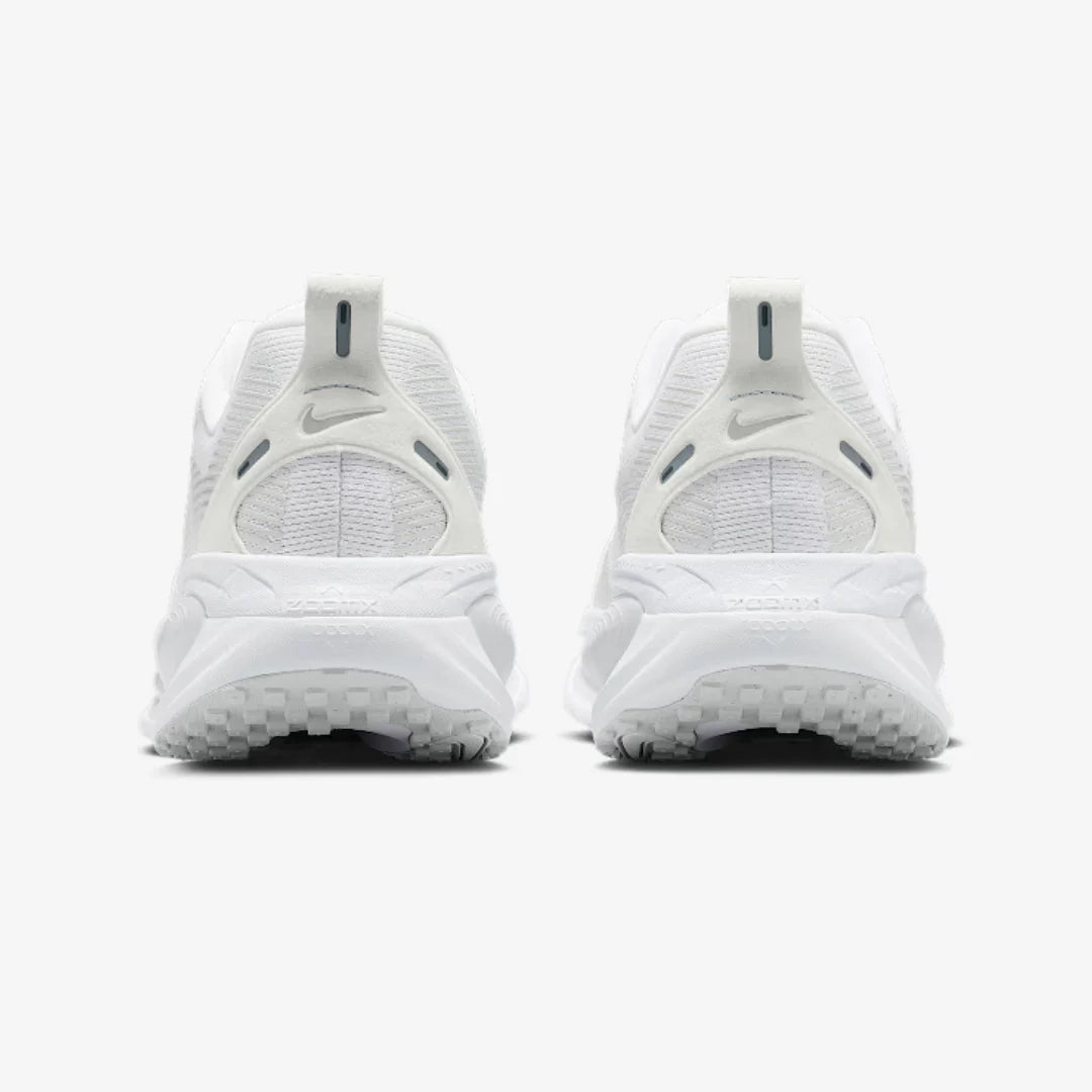Nike Vomero 18 Branco