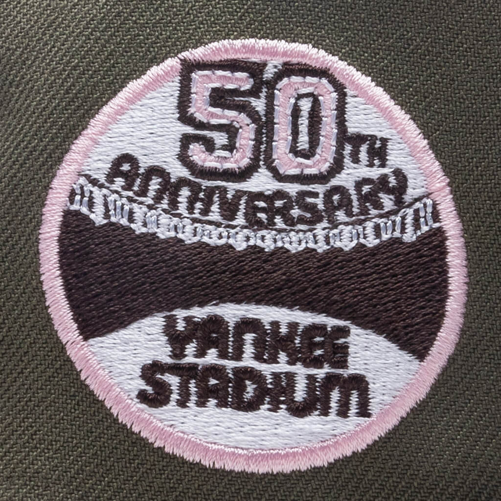 FEATURE x New Era 59FIFTY Fitted NY Yankees 50th Anniversary Olive Walnut