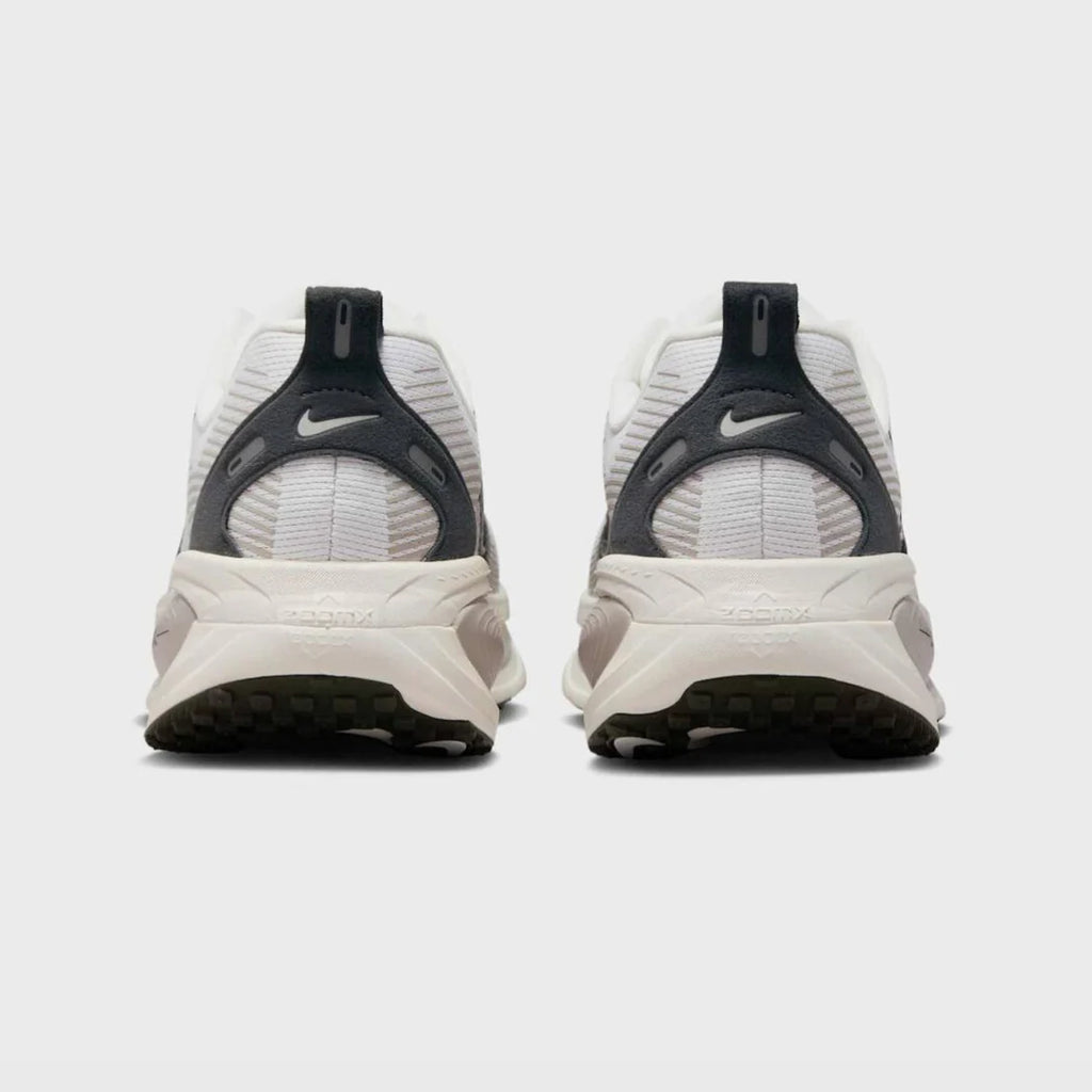 Nike Vomero 18 Run Pack Branco