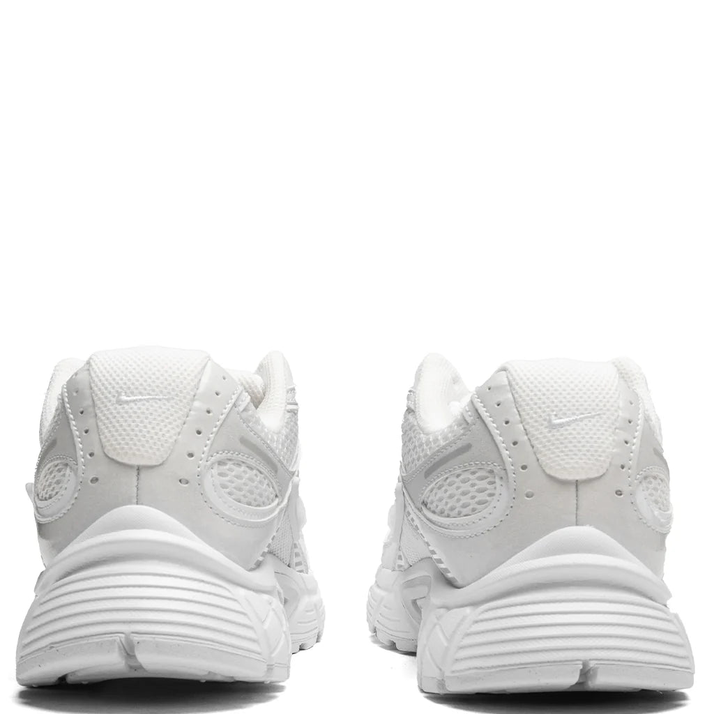 Womens V5 Runner White Black Metallic Silver
