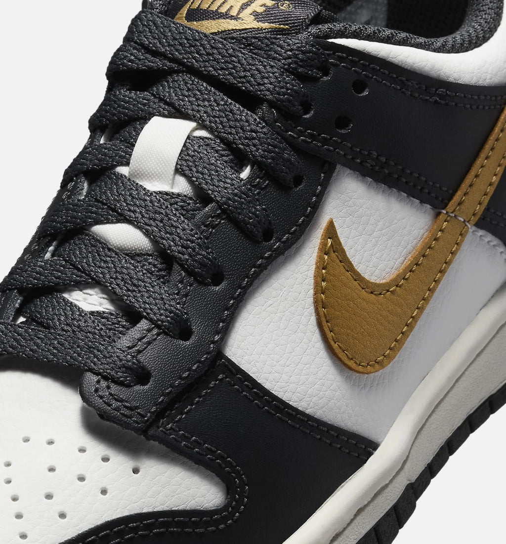 Dunk Low Grade School Lifestyle Shoe Summit White Anthracite Metallic Gold
