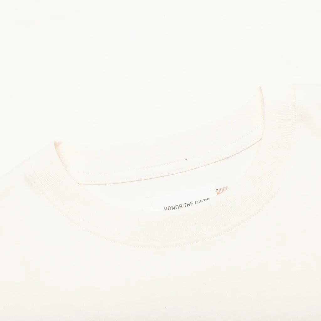 Honor Globe Logo Tee Cream