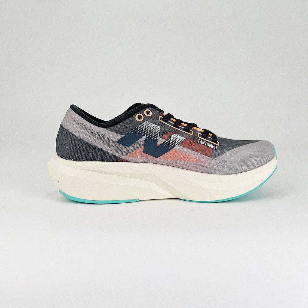 New Balance FuelCell Rebel V4 Collor bluerose