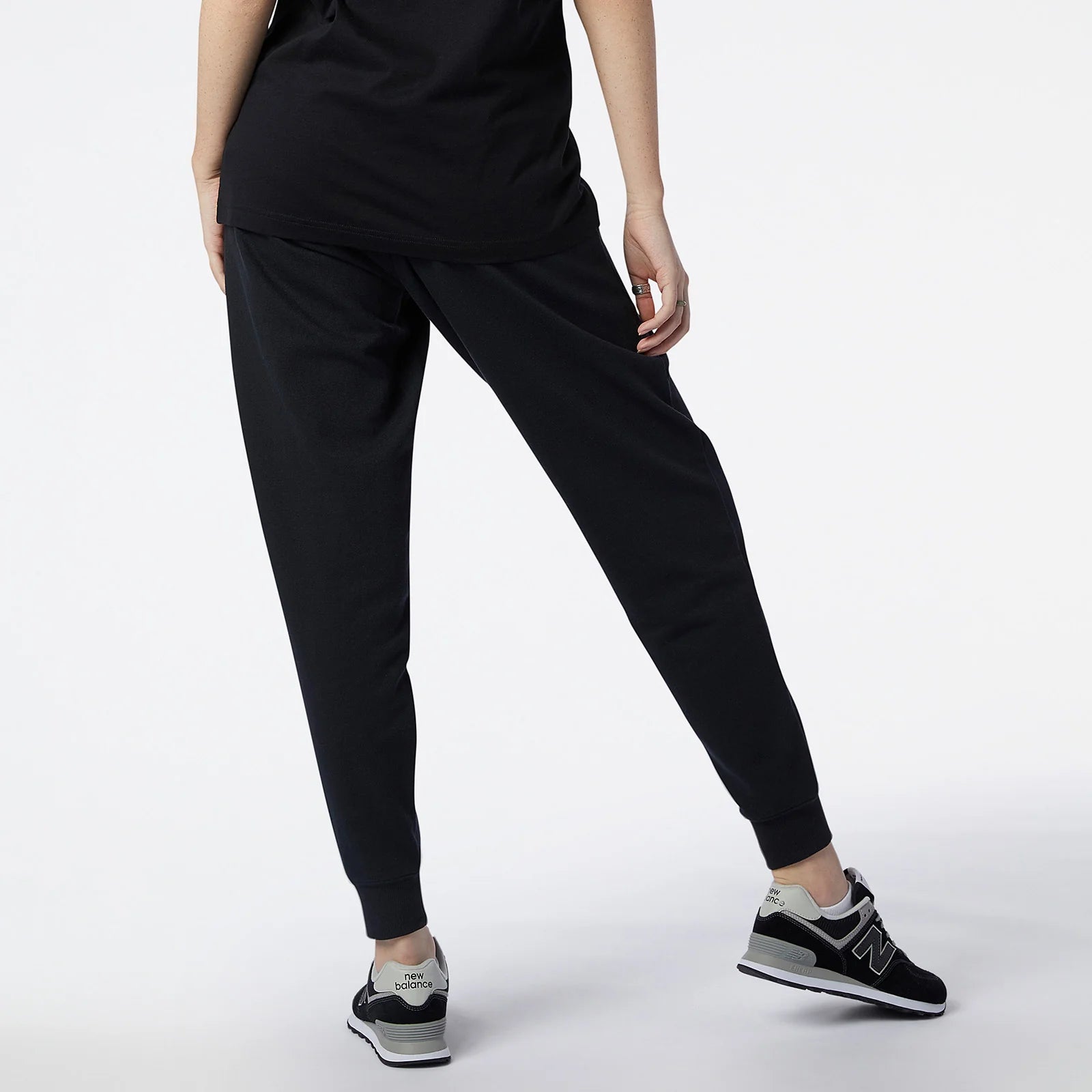 New Balance Essentials Embroidered Pant