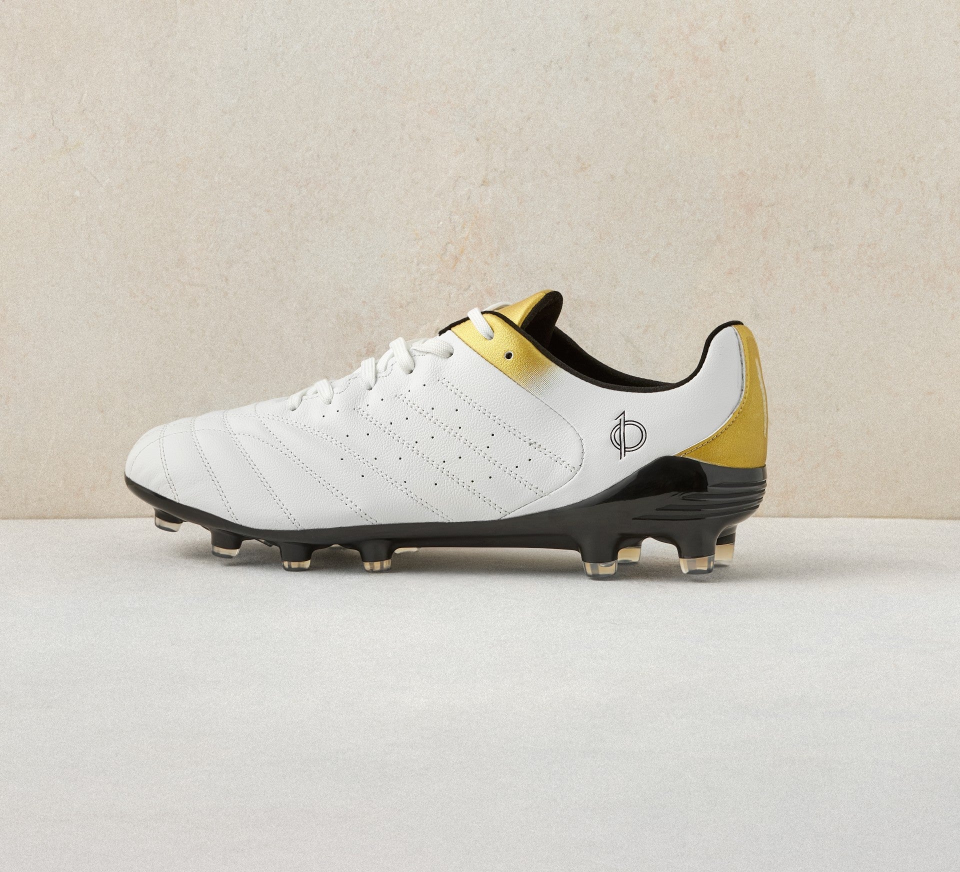 Unozero Aventto FG Firm Ground Soccer Cleats White