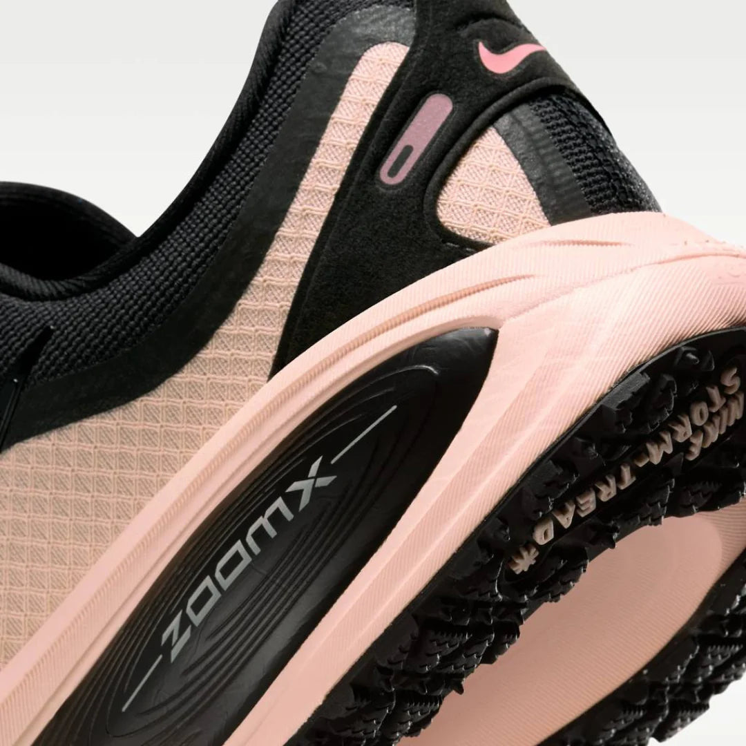 Nike Vomero 18 GORE TEX Preto Rosa Claro