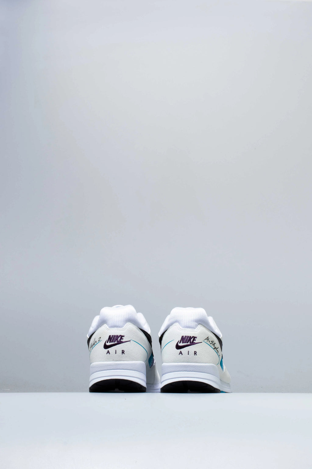 Air Skylon 2 Mens Shoe White Blue