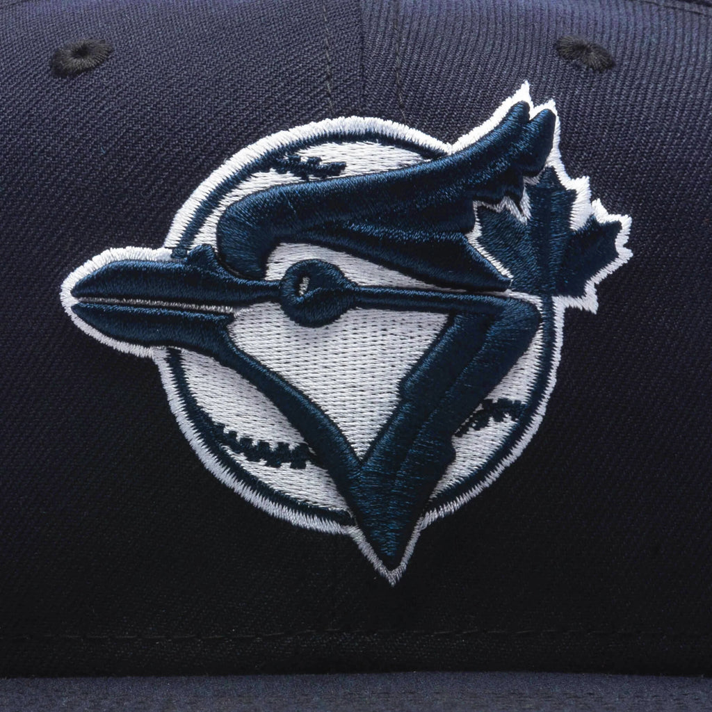 Feature x New Era Flaming Dice 59FIFTY Fitted Toronto Blue Jays