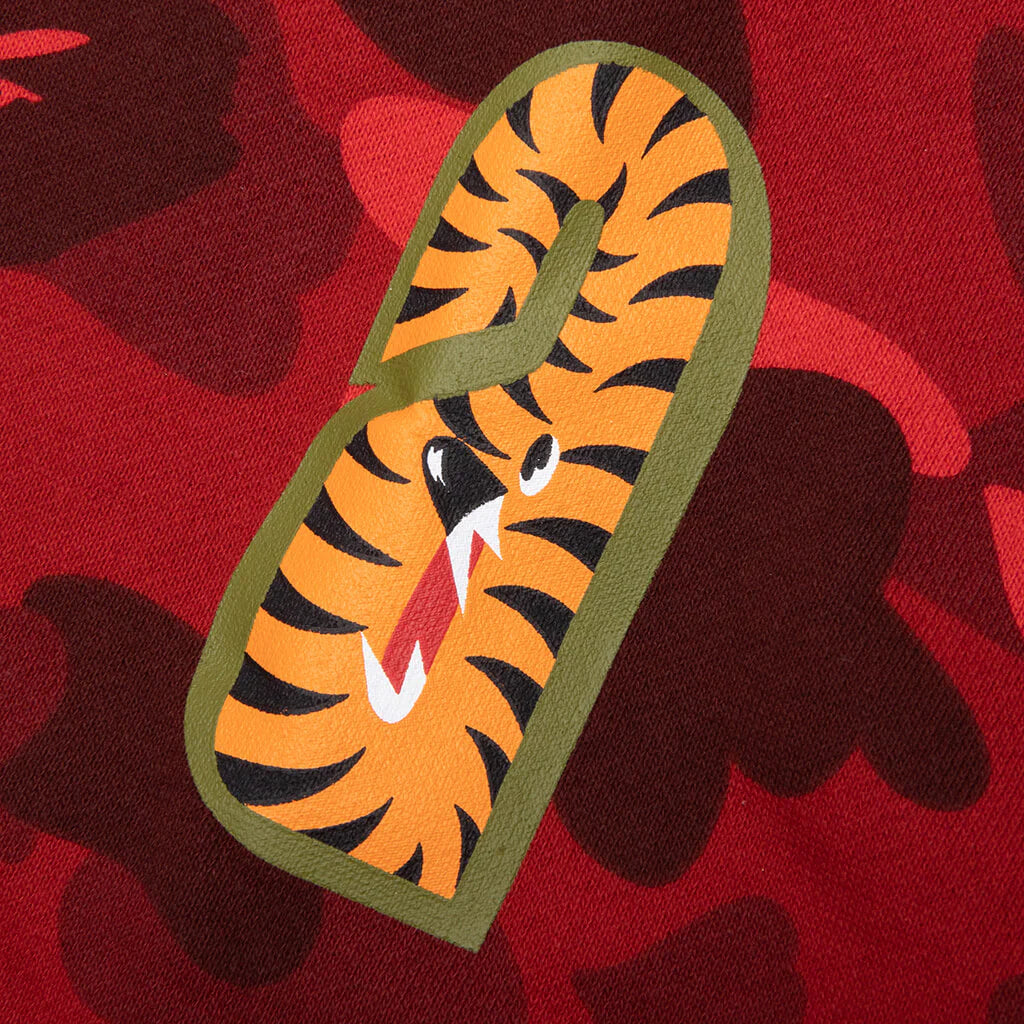 Color Camo Embroidery Shark Crewneck Red
