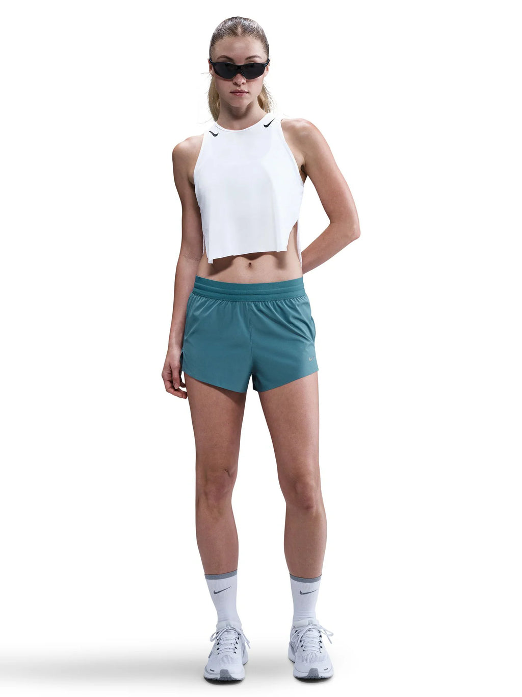 Nike Womens Swift Dri FIT Mid Rise 25 Brief Lined Running Shorts