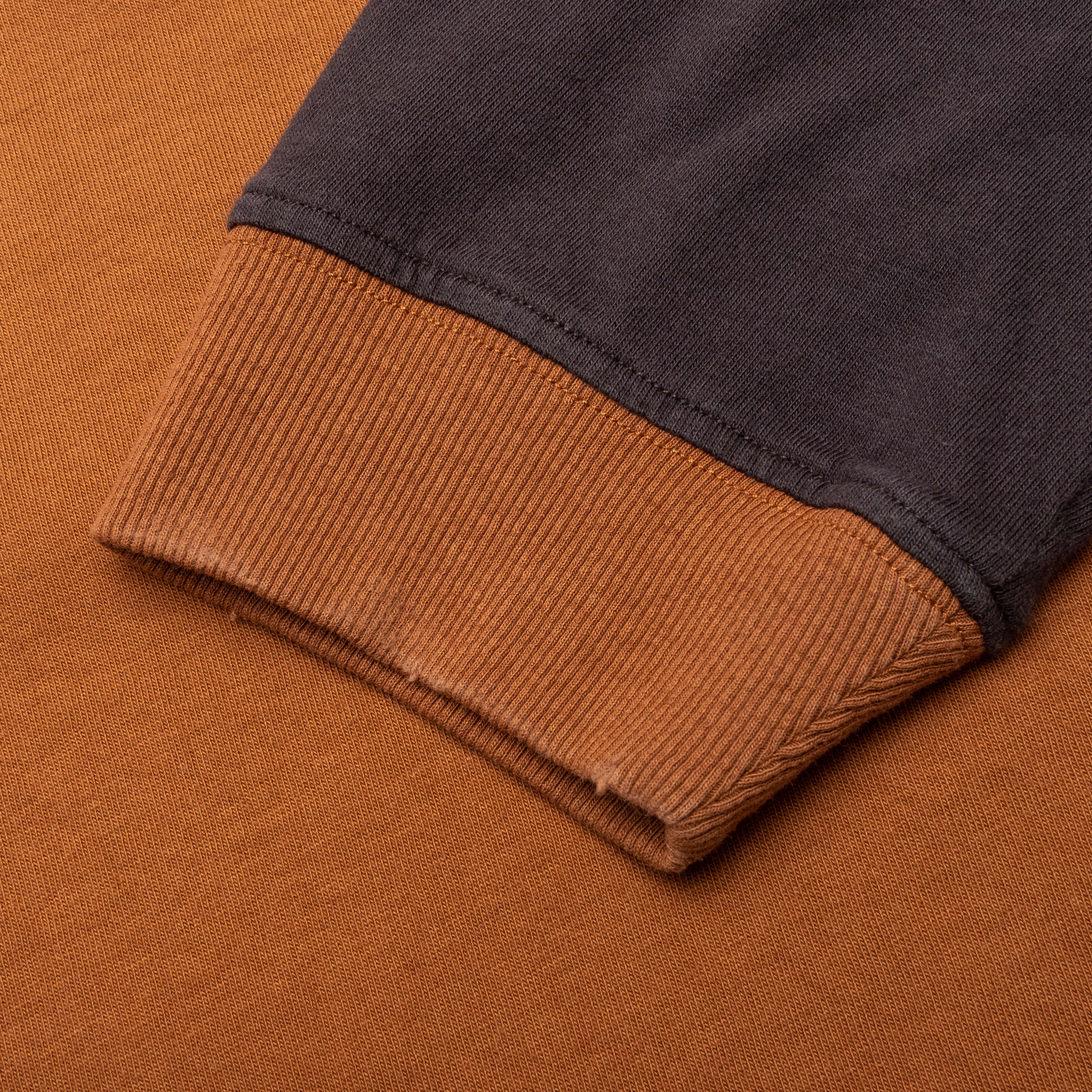 Black Hills L S Raglan Sweatshirt Camel Black