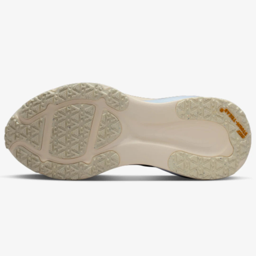 Nike Vomero 18 GORE TEX Bege Cinza