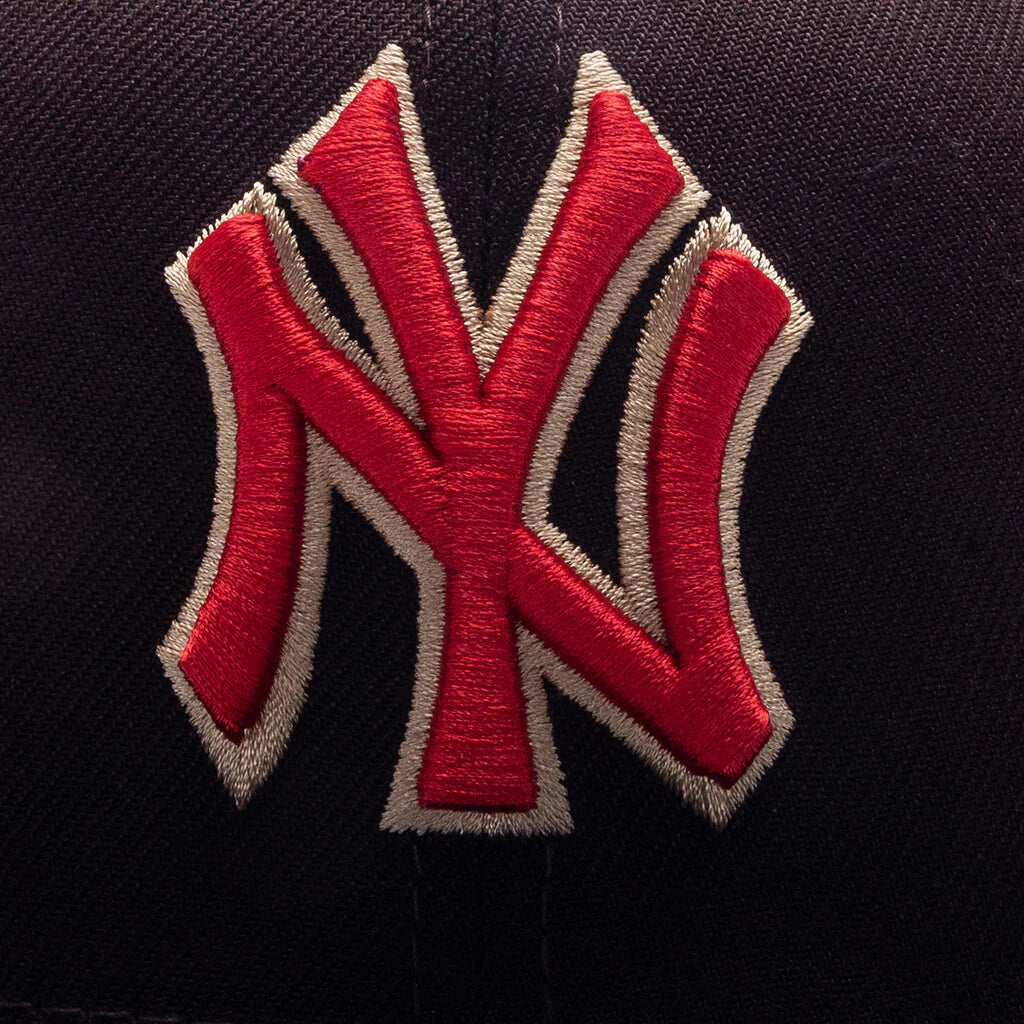 FEATURE x New Era 59FIFTY Fitted NY Yankees 100th Anniversary Wood Navy