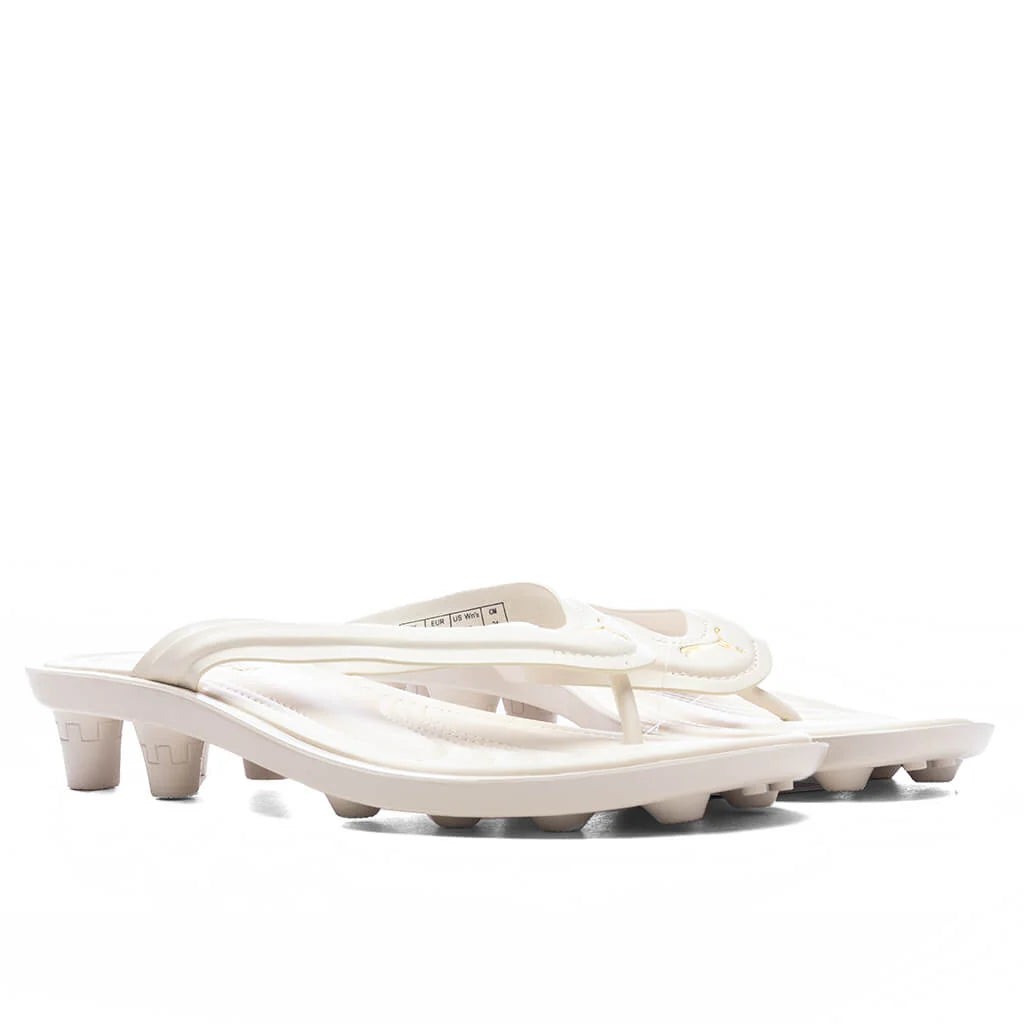 Puma x Fenty Womens Cat Cleat Leather Alpine Snow Gold