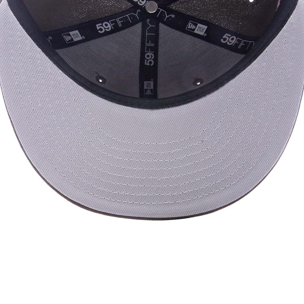 FEATURE x New Era 59FIFTY Fitted NY Yankees 50th Anniversary Olive Walnut