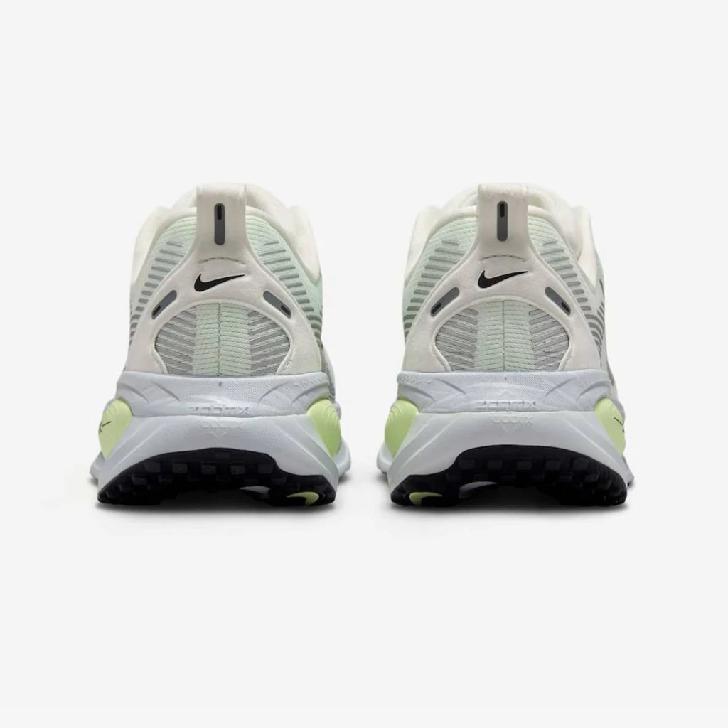 Nike Vomero 18 Verde Claro Branco