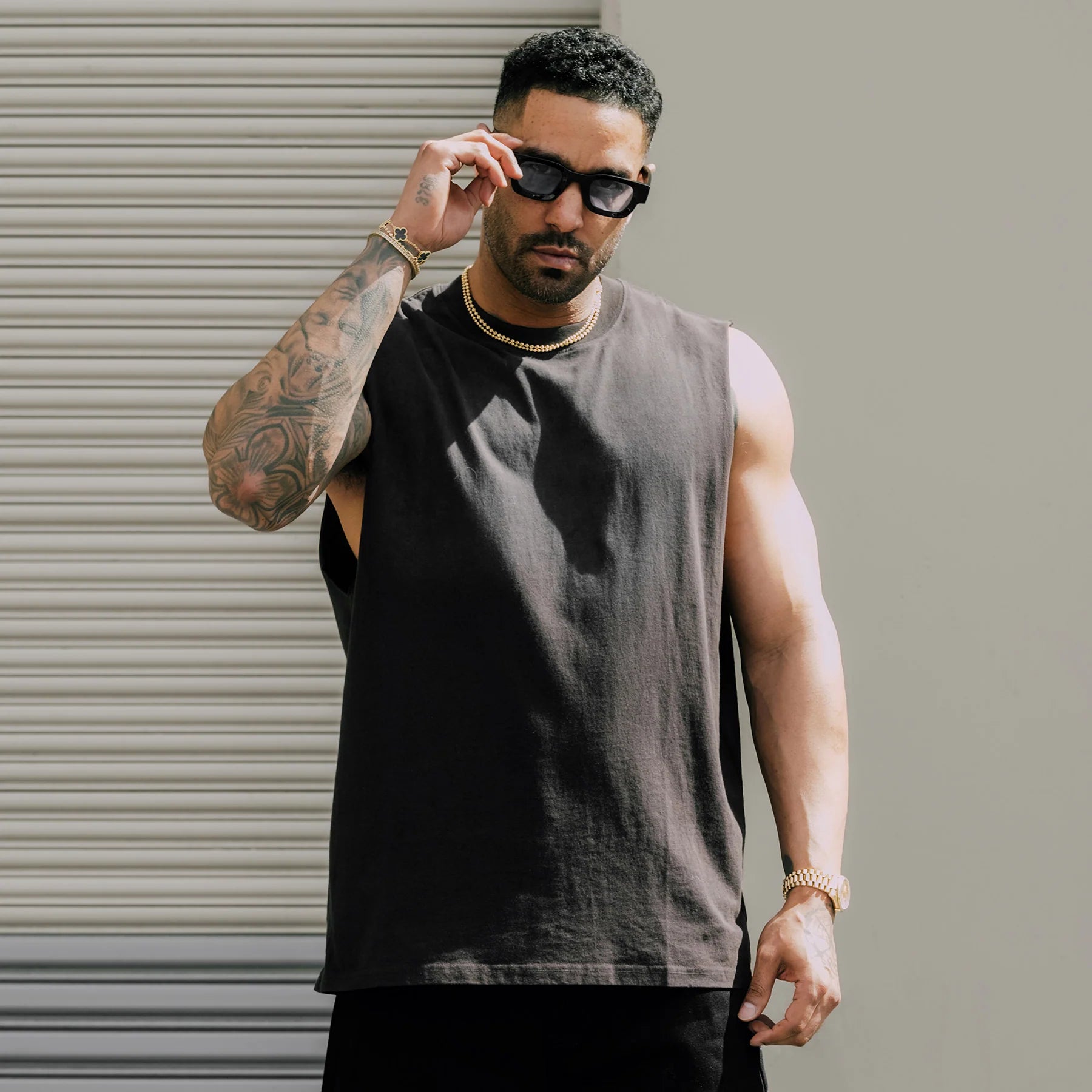 The Dean Sleeveless Tee Pigment Black