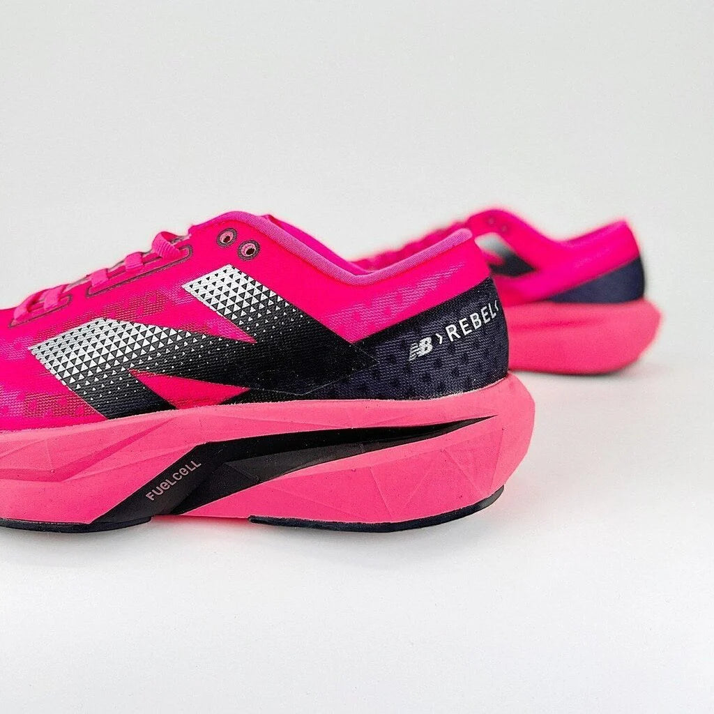 New Balance FuelCell Rebel V4 Rosa