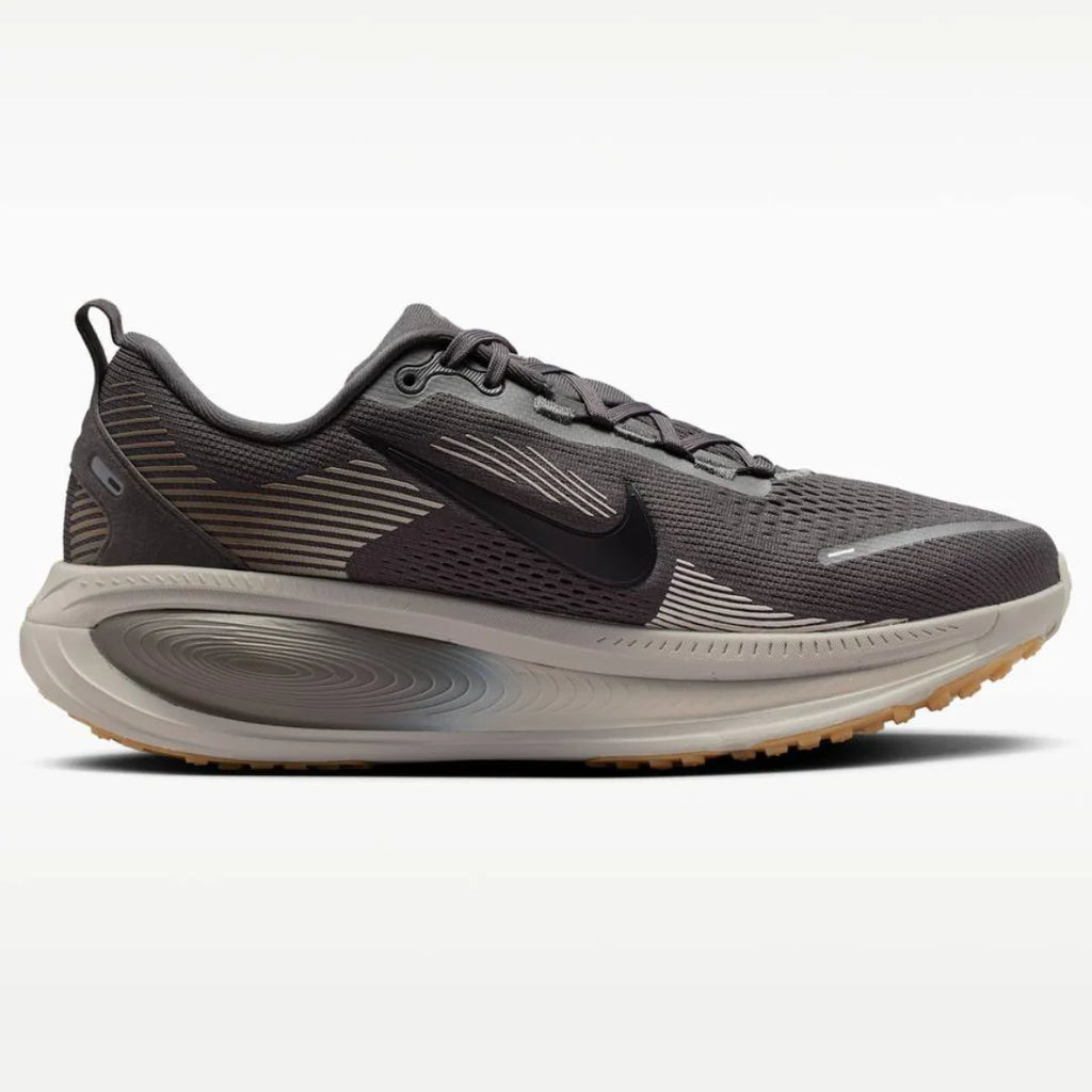 Nike Vomero 18 Cinza Escuro Bege
