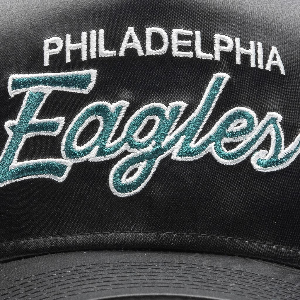 Feature x New Era Retro Satin Philadelphia Eagles