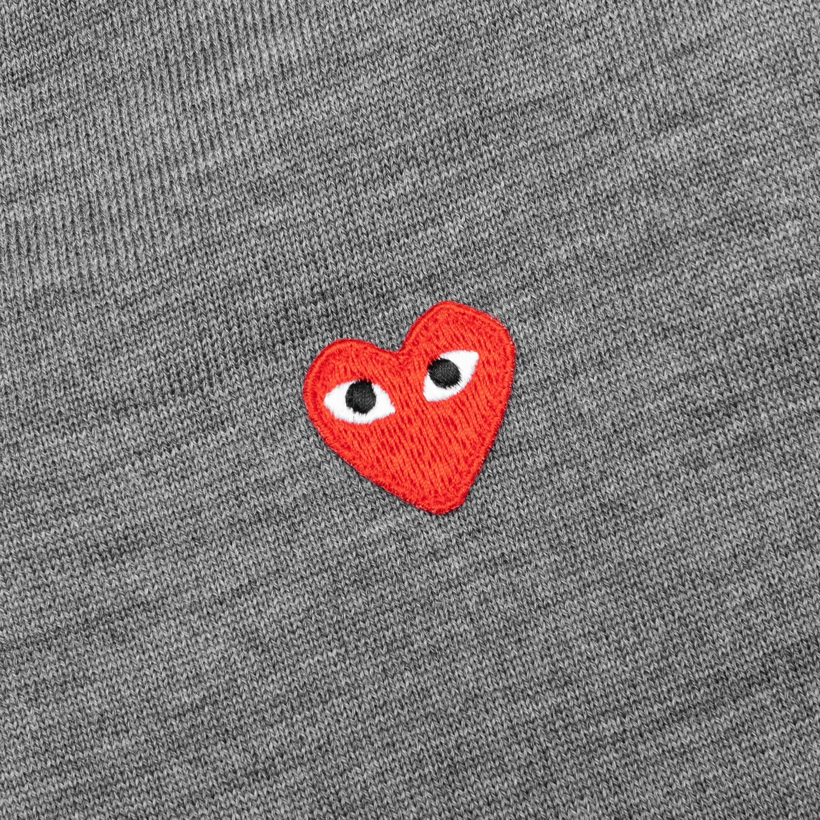 Red Emblem S S V Neck Sweater Grey