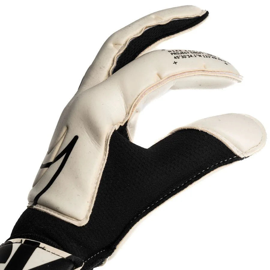 Nike Grip3 Goalkeeper Gloves White Black