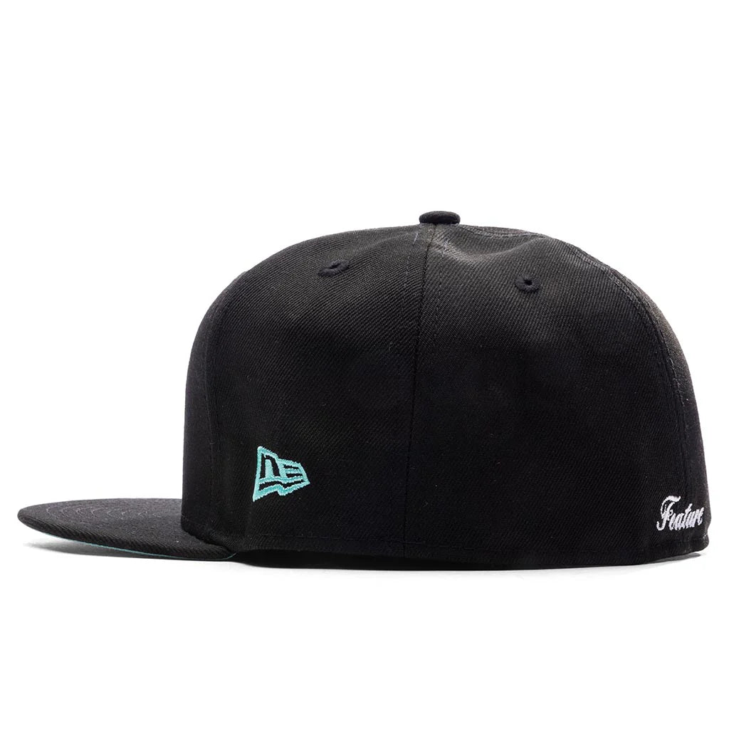 Feature x New Era Old English Las Vegas Fitted Black Mint