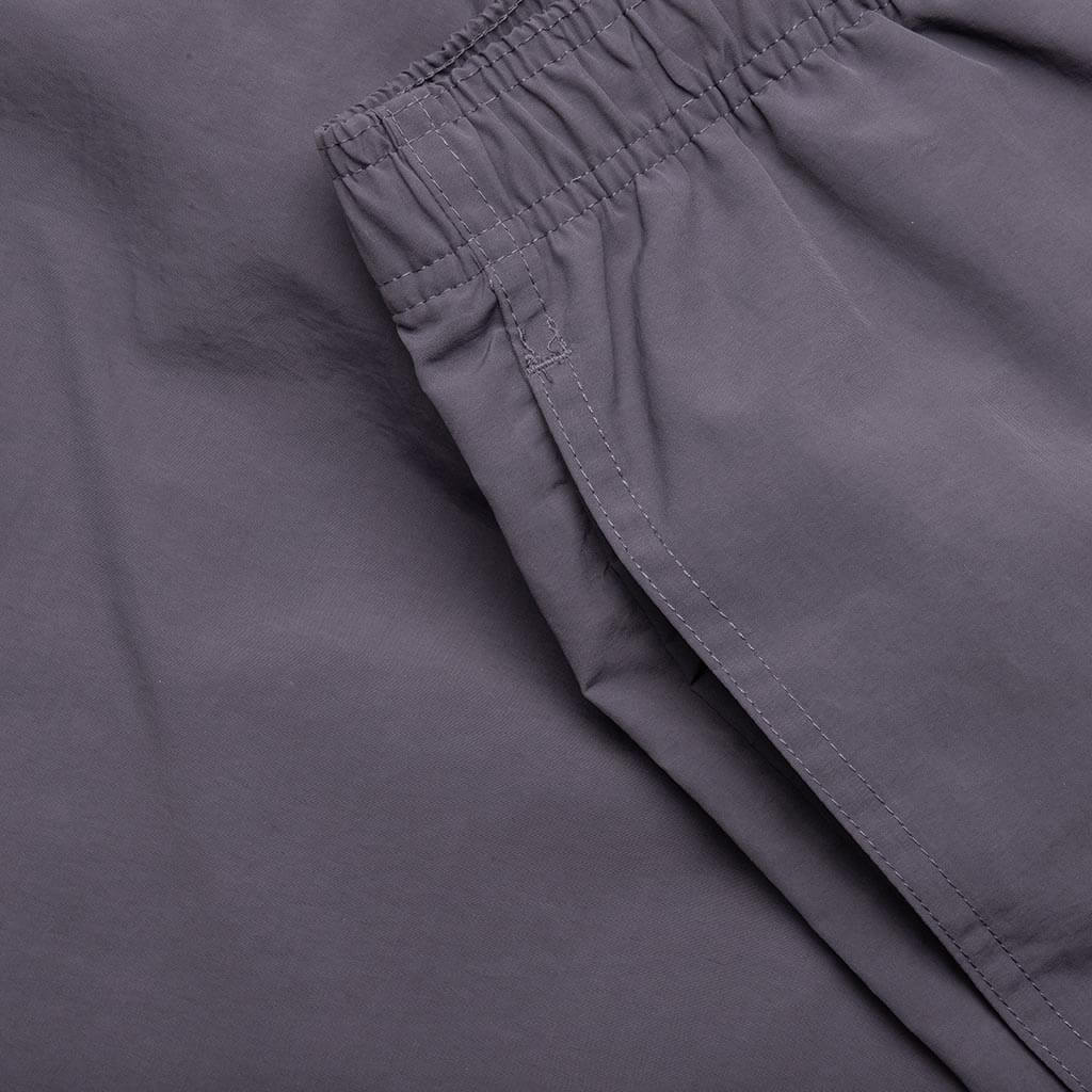 Water Short Big Basic Greystone