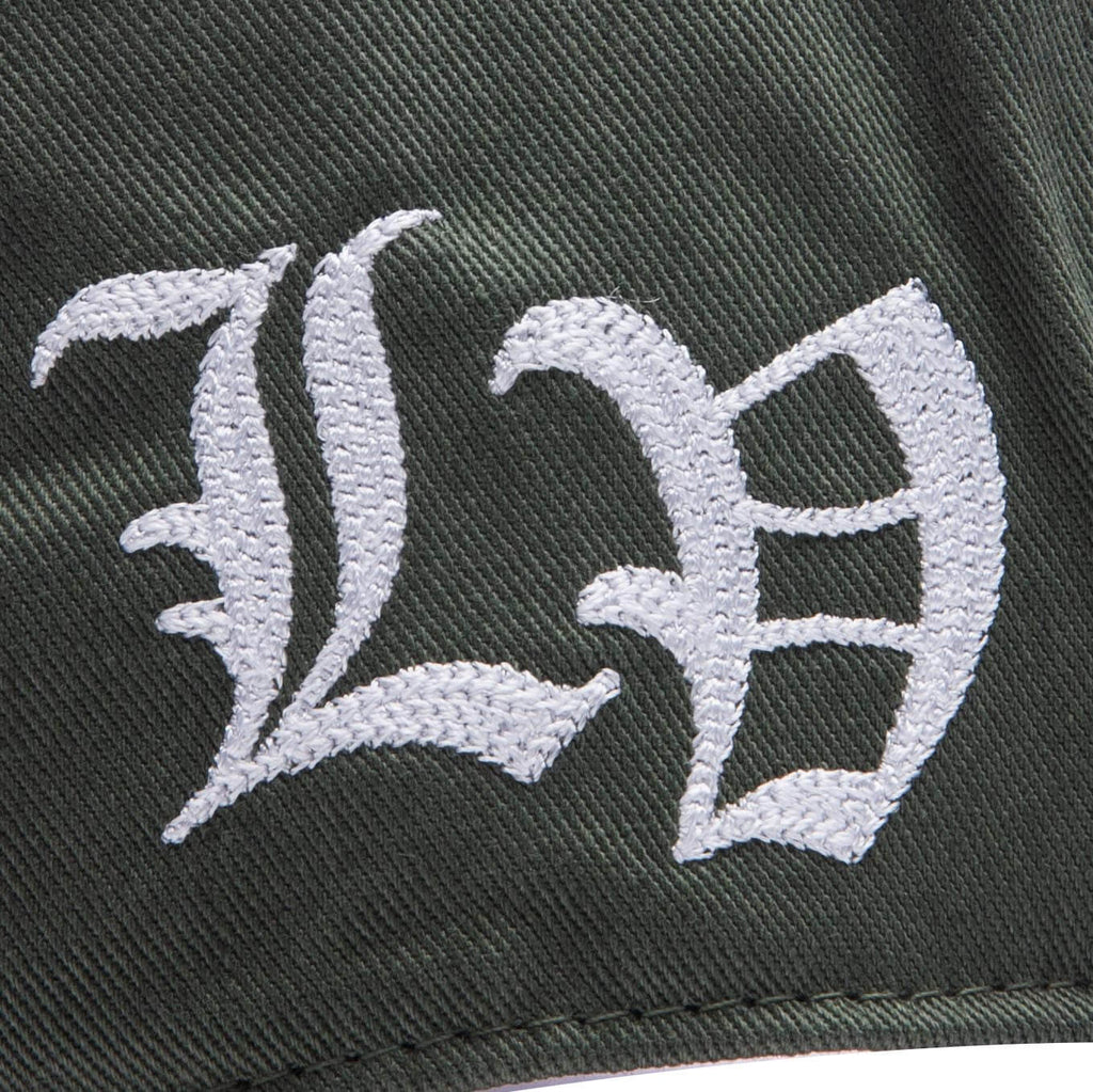 Feature x 47 Brand Vegas Golden Knights Moss