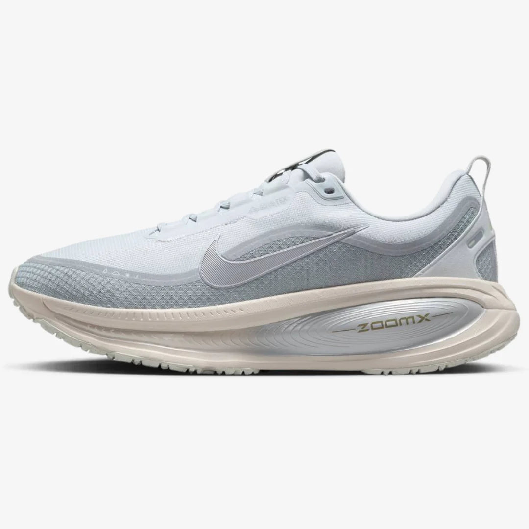 Nike Vomero 18 GORE TEX Cinza Metálico