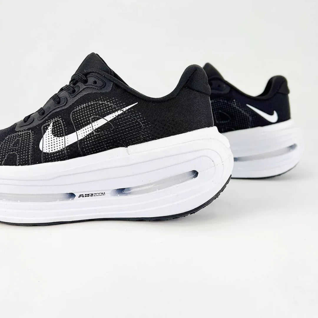 Nike Vomero Premium Preto Branco