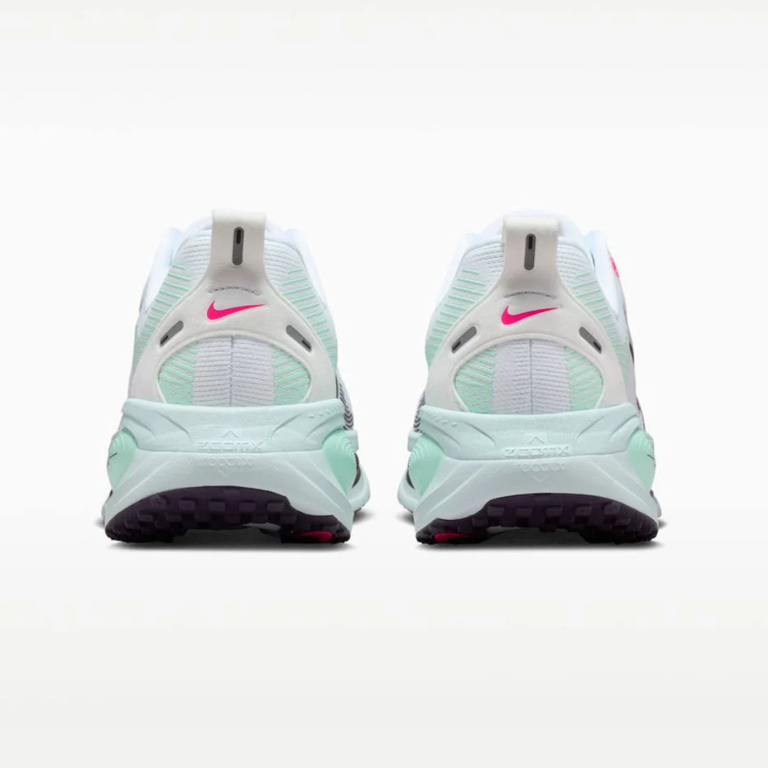 Nike Vomero 18 Azul Glacial Rosa