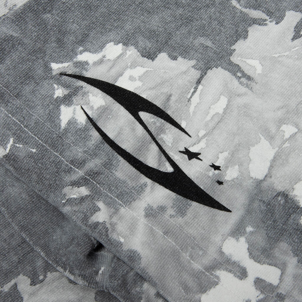 H Cursive Logo T Shirt Grey