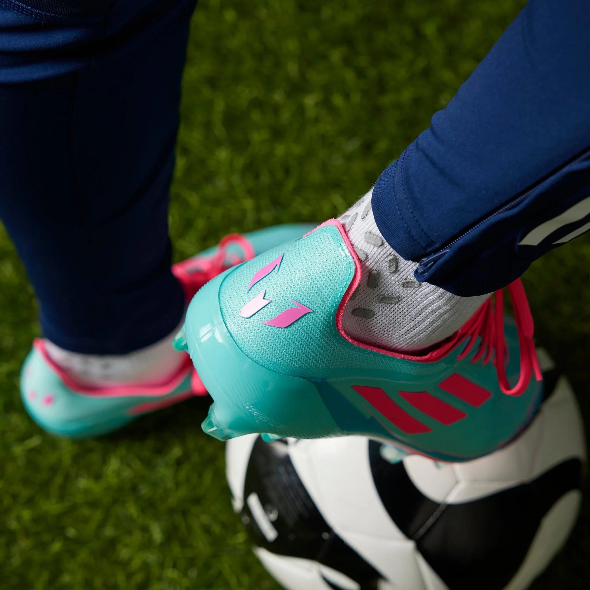 adidas F50 Elite Messi Firm Ground Boots Aqua Pink