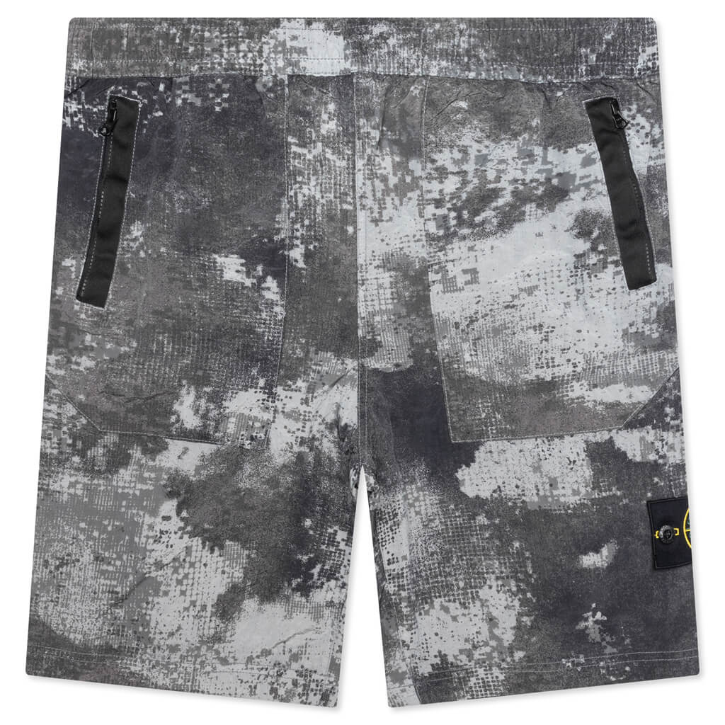 Dissolving Grid Camo Comfort Fit Bermuda Shorts Grey